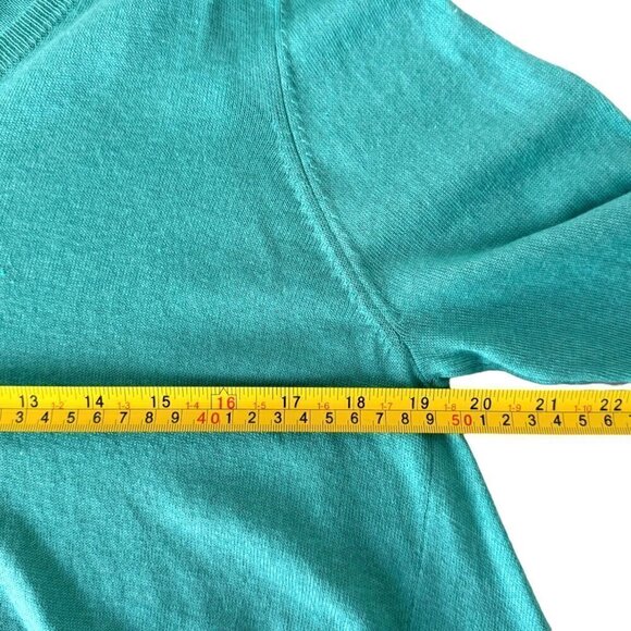 NWOT Acrobat  V-Neck Sweater Sz.L Turquoise Blue Asymmetrical Hem Relaxed Fit - Picture 6 of 11